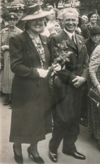 Manželé Macalíkovi v roce 1940