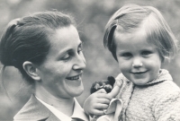 Magdalena Westman s maminkou, 1960