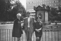 František Vít s manželkou a kamarádkou