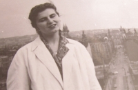 Frnacoise London, Praha 1954