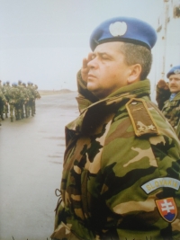 Štefan Jangl at Klisa airport - departure of soldiers from the UNTAES mission.