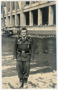 Josef Havlát na vojně, Bánská Bystrica,1955