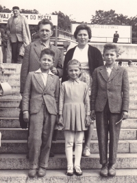Miluše Řezaninová with parents and brothers Vlastimil (left) and Richard, end of 1950s