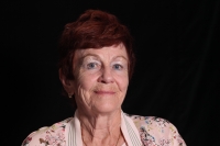 Božena Valová při natáčení v roce 2022