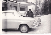 František Valošek with his Škoda 100 in 1966