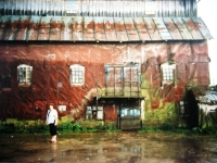 Mlýn rodiny Martinovských v Českém Malíně, vpředu Darina Martinovská, 1997