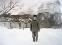 Mlýn rodiny Martinovských v Českém Malíně, vpředu Josef Martinovský, cca 1930