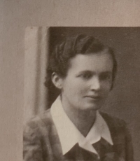 Maminka Božena Táborská, rozená Staňková, cca 1950