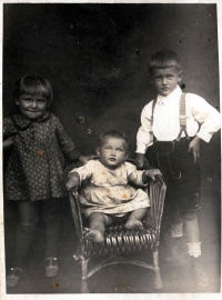 Marie Garajová with her brother and friend, Olga Rychlíková, 1932