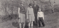 Pamětnice s manželem a dětmi, 60. léta 20. století