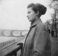 Marie Krásová během studií v Praze, 1954