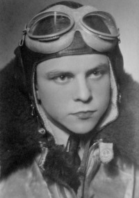 Miroslav Vaňáček v počátcích kariéry stíhacího letce