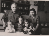 Witness with her parents and sisters Lenka (left) and Hana (centre), 1952