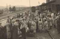Sokolský slet 1948 - Sokolové odjíždějí z žamberského nádraží do Prahy