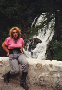 Pamětnice, 90. léta