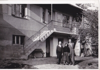 Ulka, která ukrývala Magdu a Ladislava a zachránila jim život, 1960