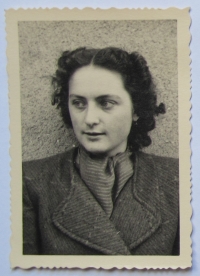 Vlasta Jakubová, 1945 