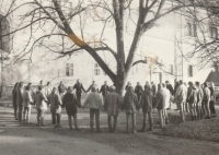 Založení Kruhu nezávislé kultury. Zámek Žďár, 1990