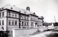 Škola v Horní Suché