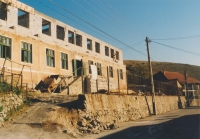 Přestavba školy v Eibenthalu, která proběhla za pomoci ČR, červenec 2001