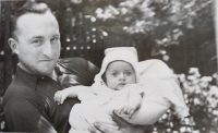 Fotografie Jany s tatínkem, Brno, 1941