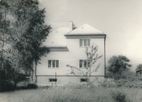 Dům čp. 88 v Bezděkově, který si pamětník sám postavil