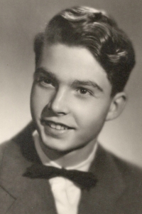 Jan David na maturitní fotografii, 1958