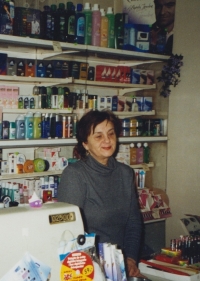 Ve své drogerii, Vsetín, 2003
