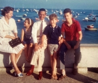 Agathe with her parents and brothers at the coast at Cascais in Portugal. Summer 1970