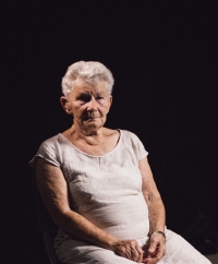 Anna Szirtli during recording