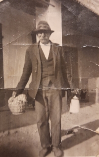 Děda z matčiny strany