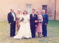 Hynek Krátký with his wife and parents, 1992