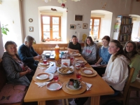 Tým ZŠ Svobodná při rozhovoru se Zdeňkem Mrkvičkou