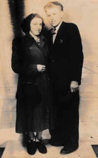 S bratrem po příchodu z kriminálu