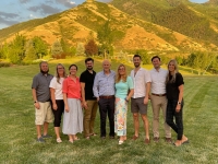 Rostya Gordon-Smith s rodinou, setkání při 50. výročí svatby, Utah 2022