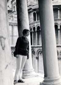 Zlatica Dobošová během pracovního pobytu ve Florencii, 1969