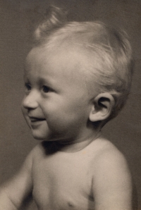 Zdeněk Štěpán, 1940