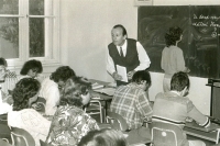 Na gymnáziu ve Vysokém Mýtě jako učitel, 80. léta