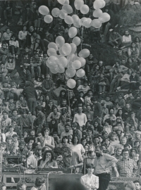 Pohled na diváky Folkové Lipnice, rok 1984-1988