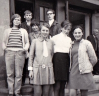 Church youth in Machov, witness standing second from the right, above her stands her brother Pavel Kuchta, the turn of the 1960s and 1970s