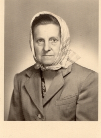 Maminka Františka Klekerová Maternová narozená v roce 1898