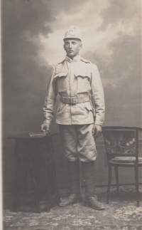Johann Reegen jako rakouský pěšák, 99. pěší pluk, 1915