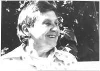 Matka Růžena Morávková při návštěvě dcery Aglaiy ve Švédsku, 1983