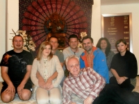 Schůzka skupinky Neurorestart institutu, klubovna "chrám Ganesha", 2017