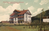 Budova léčebny na Bukowině nedaleko lázní Kudowa před válkou, kdy v ní byl hotel s hostincem, který vedli kladští Češi