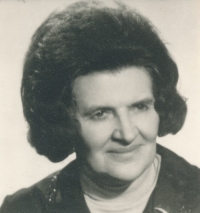 Marie Bradić, matka, cca 1970