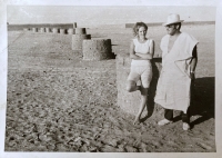 Pavla Jazairiová na Sahaře v roce 1970