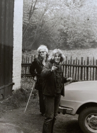 Pavla Jazairiová s matkou Emou Kochovou v roce 1980