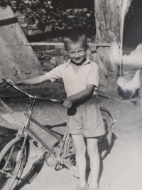 Vlastimil, 1952 (1953), first bike after his report card 