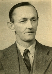 The grandfather Bedřich Jirkovský 1885–1945, shot dead by a drunk Russian soldier
